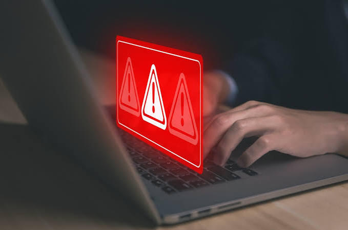 Identity Theft Warning Signs 15 Red Flags to Watch For