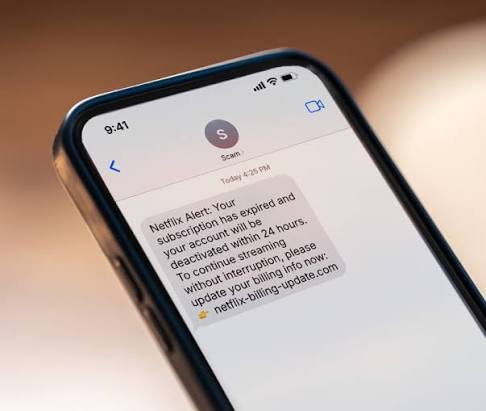 Text Message Scams That Target Identity Theft Victims